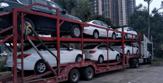 大型的小車托運公司是否能夠為客戶提供更好的服務？-鑫邦運車