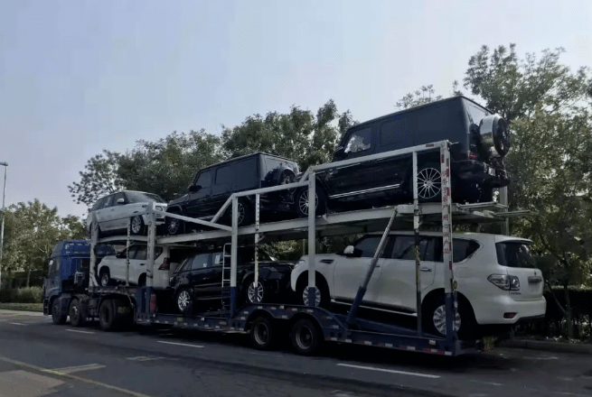 在小轎車托運公司中可以自由選擇運輸工具嗎？-鑫邦運車